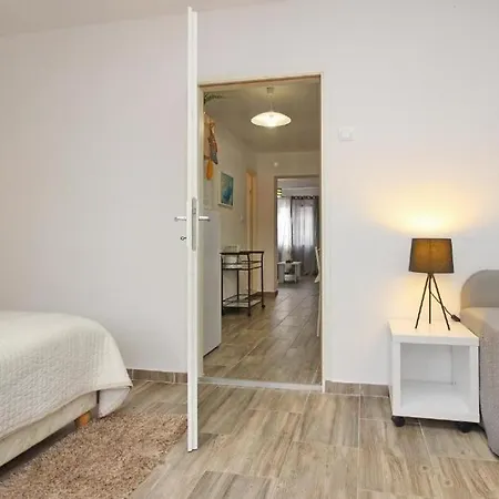 With Parking Space Baska, Krk - 24408 Appartement *