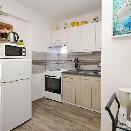 Appartement With Parking Space Baska, Krk - 24408